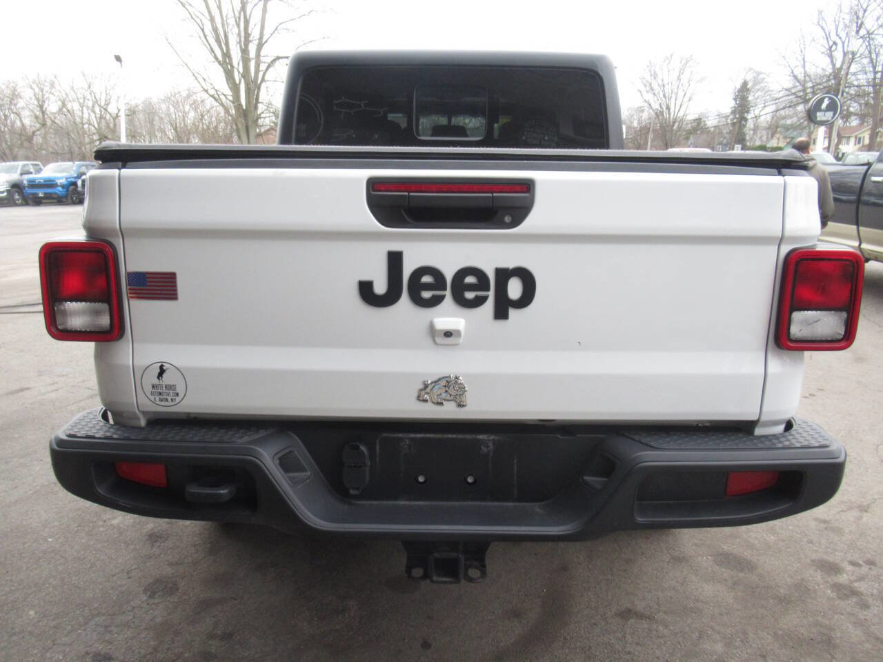 Used 2022 Jeep Gladiator Sport image 13