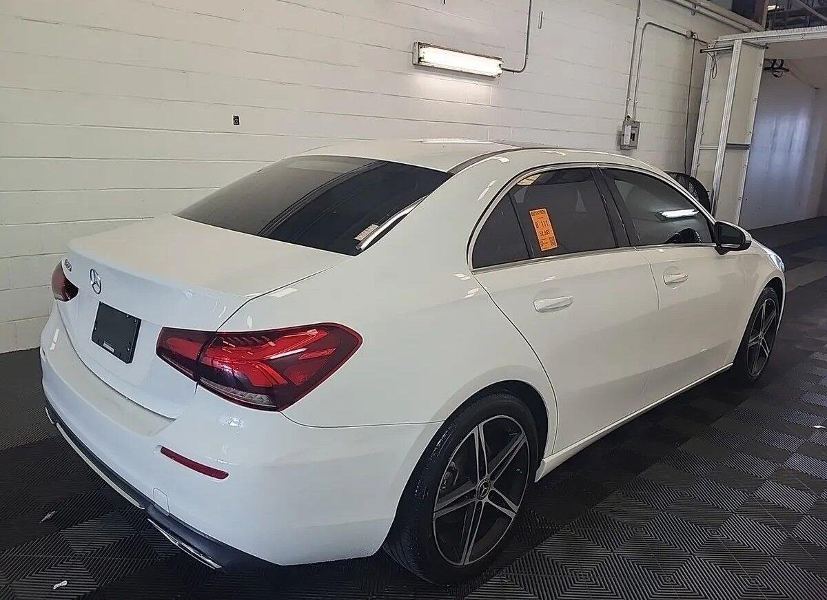 Used 2019 Mercedes-Benz A 220 image 3