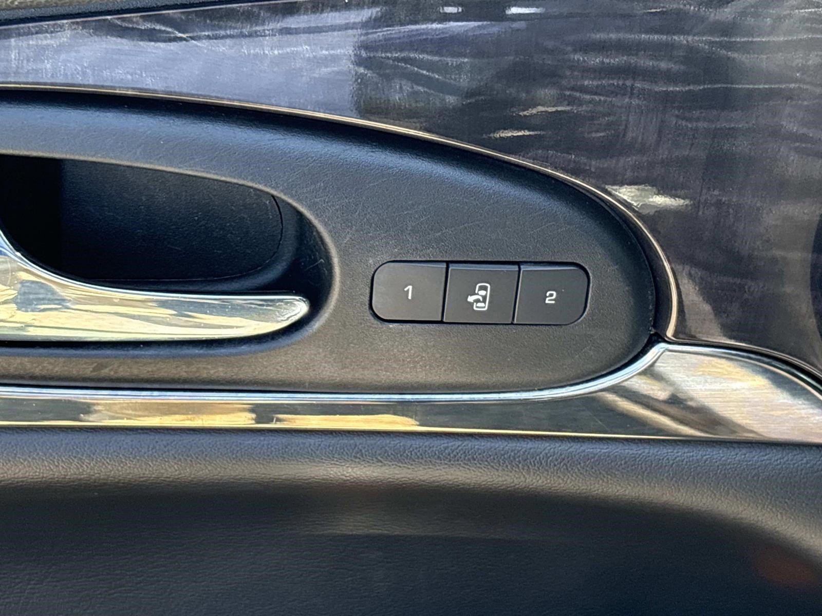 Used 2017 Buick Enclave Leather image 24