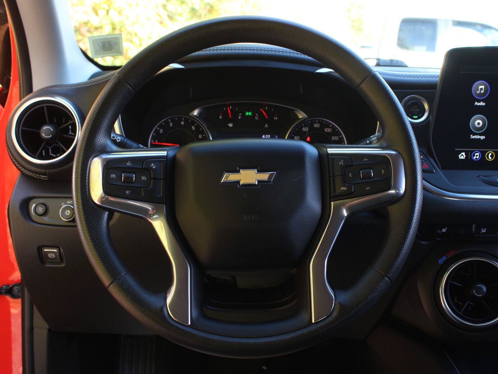 Used 2025 Chevrolet Blazer LT AWD/4WD image 12