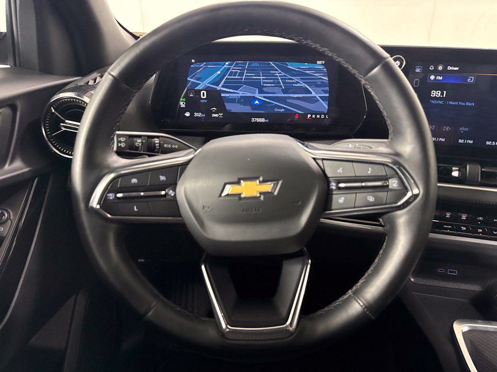 Used 2025 Chevrolet Equinox LT AWD/4WD image 20