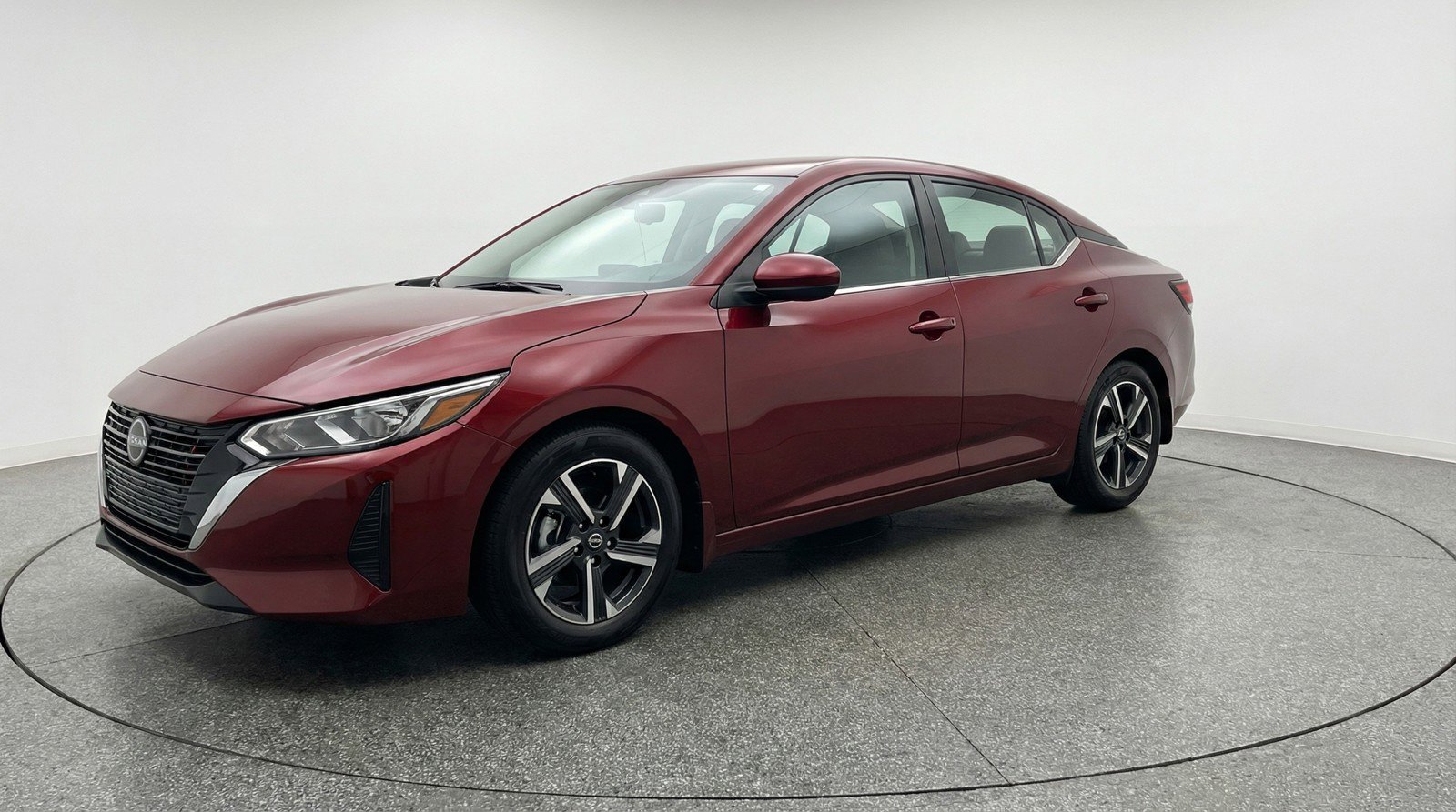 Used 2025 Nissan Sentra SV image 3