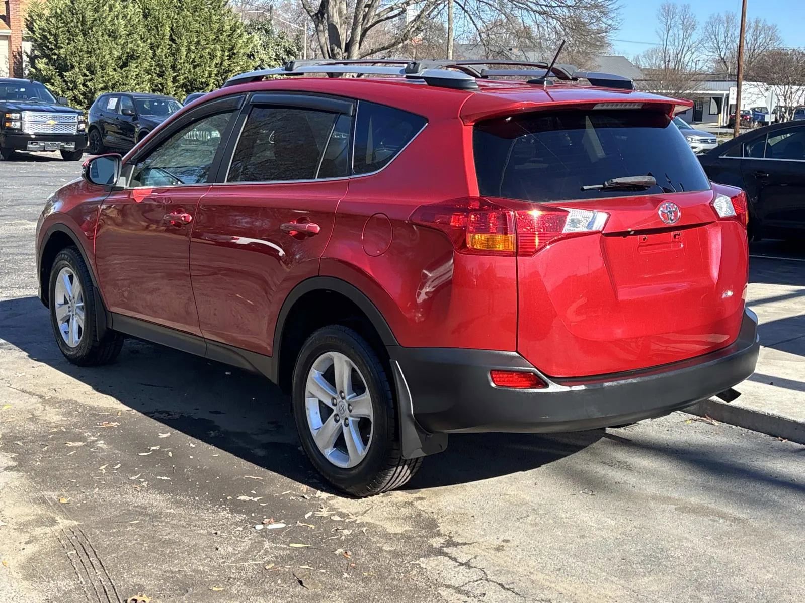 Used 2013 Toyota RAV4 XLE image 2