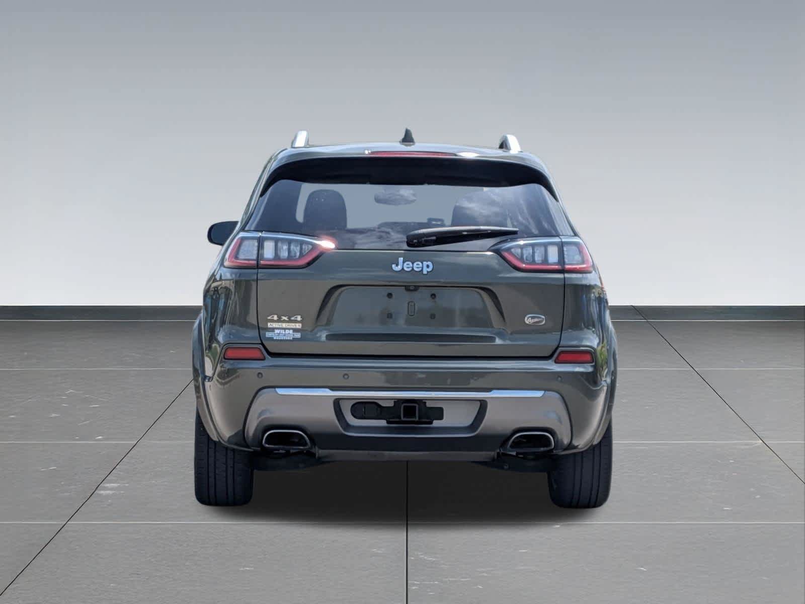 Used 2019 Jeep Cherokee Overland w/ Technology Group AWD/4WD image 4