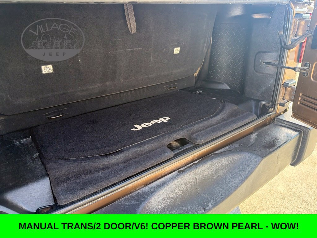 Used 2015 Jeep Wrangler Sport AWD/4WD image 22