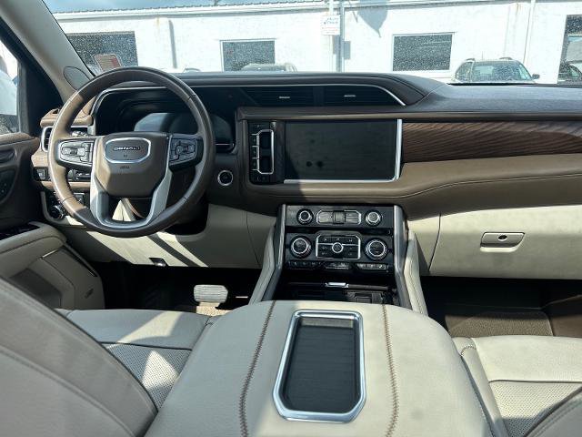 Used 2024 GMC Yukon XL Denali image 8