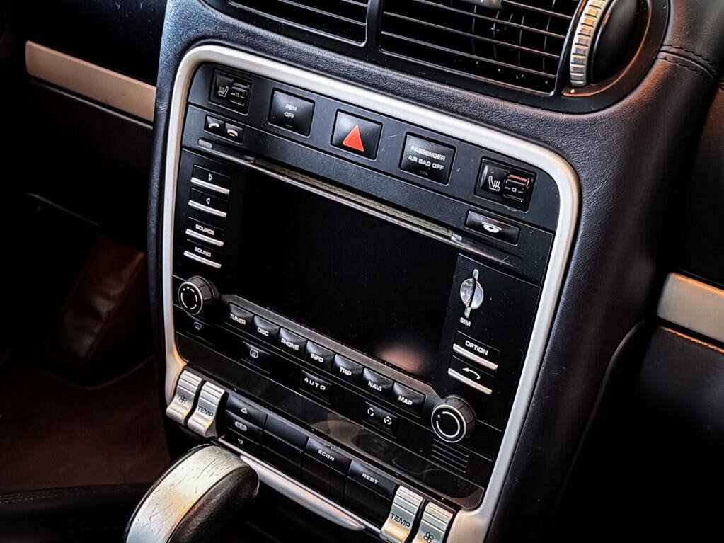 Used 2010 Porsche Cayenne GTS AWD/4WD image 29