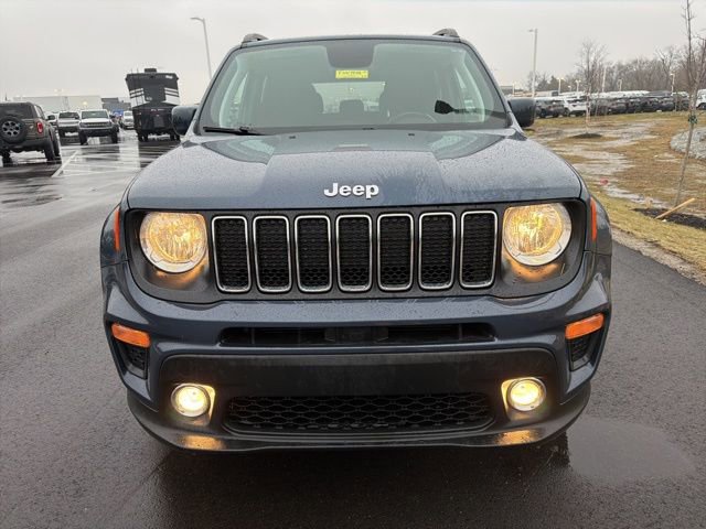 Used 2020 Jeep Renegade Latitude w/ Cold Weather Group image 12
