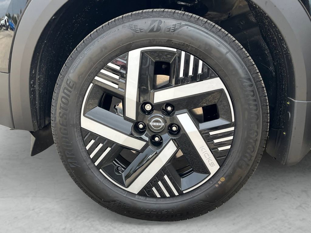 New 2026 Nissan Kicks SV image 23