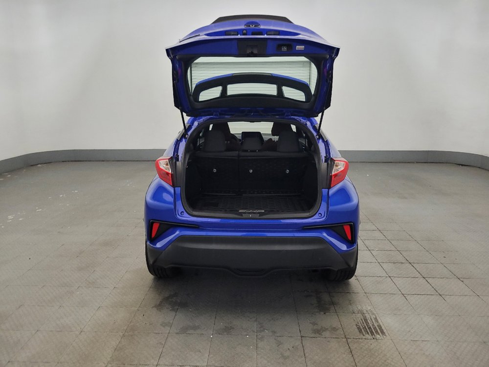 Used 2019 Toyota C-HR LE FWD image 29