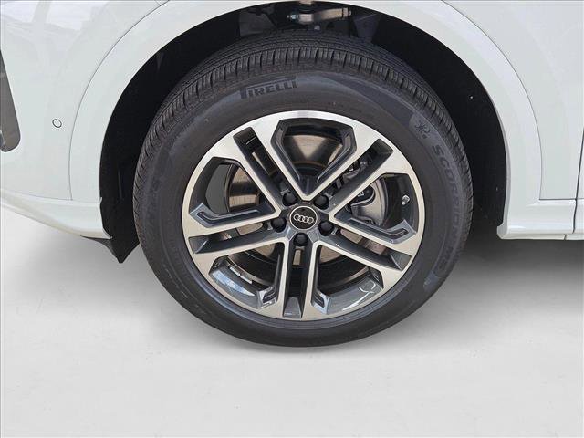 New 2025 Audi Q5 Premium Plus w/ Premium Plus image 10