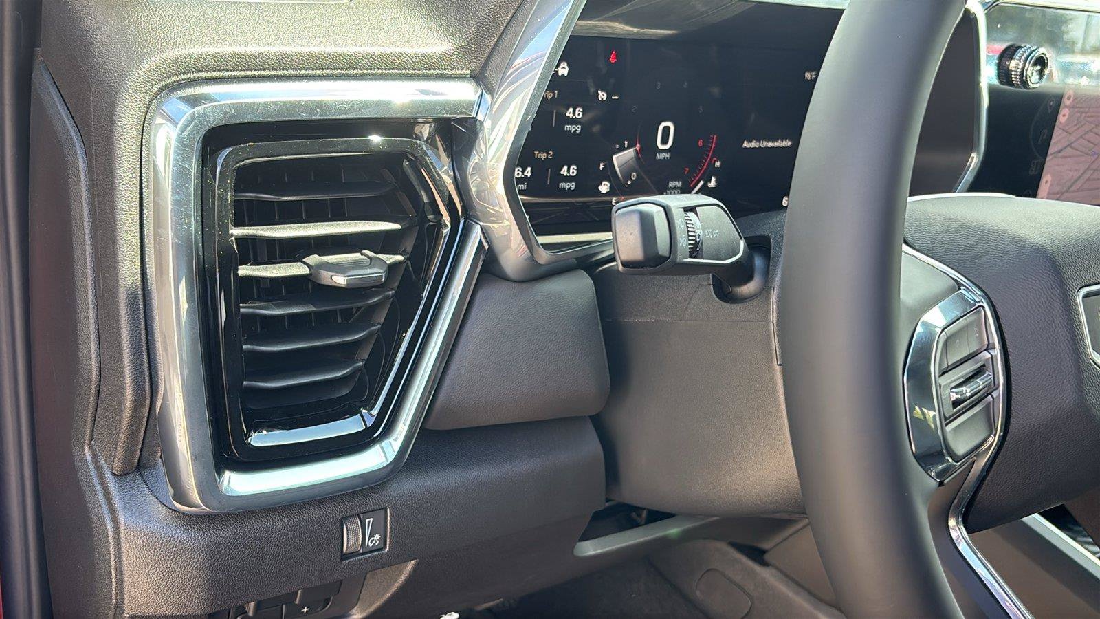 New 2026 GMC Canyon Elevation w/ Convenience Package RWD image 25