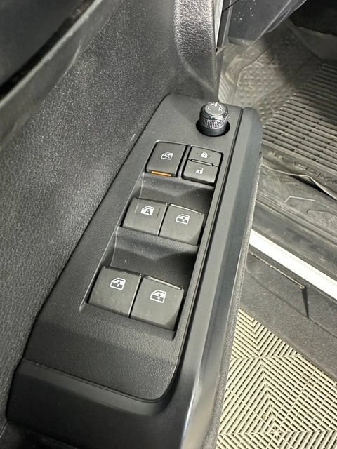 Used 2021 Toyota Tacoma SR AWD/4WD image 24