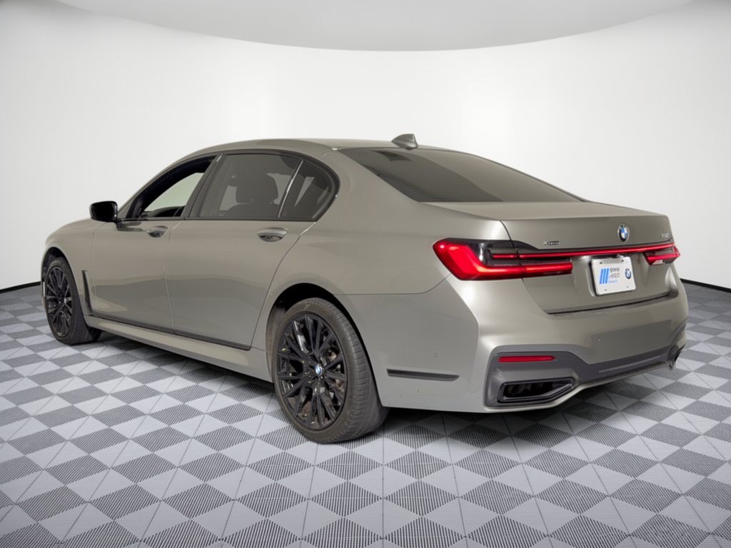 Used 2022 BMW 750i xDrive w/ Executive Package AWD/4WD image 3