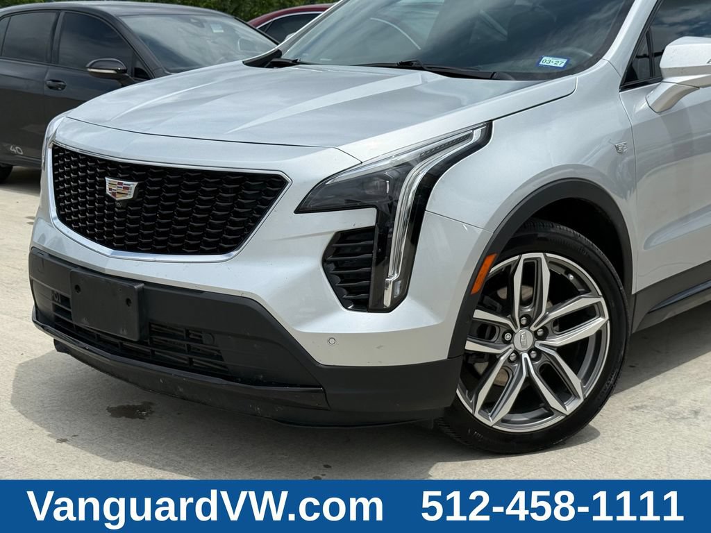 Used 2022 Cadillac XT4 Sport FWD image 2