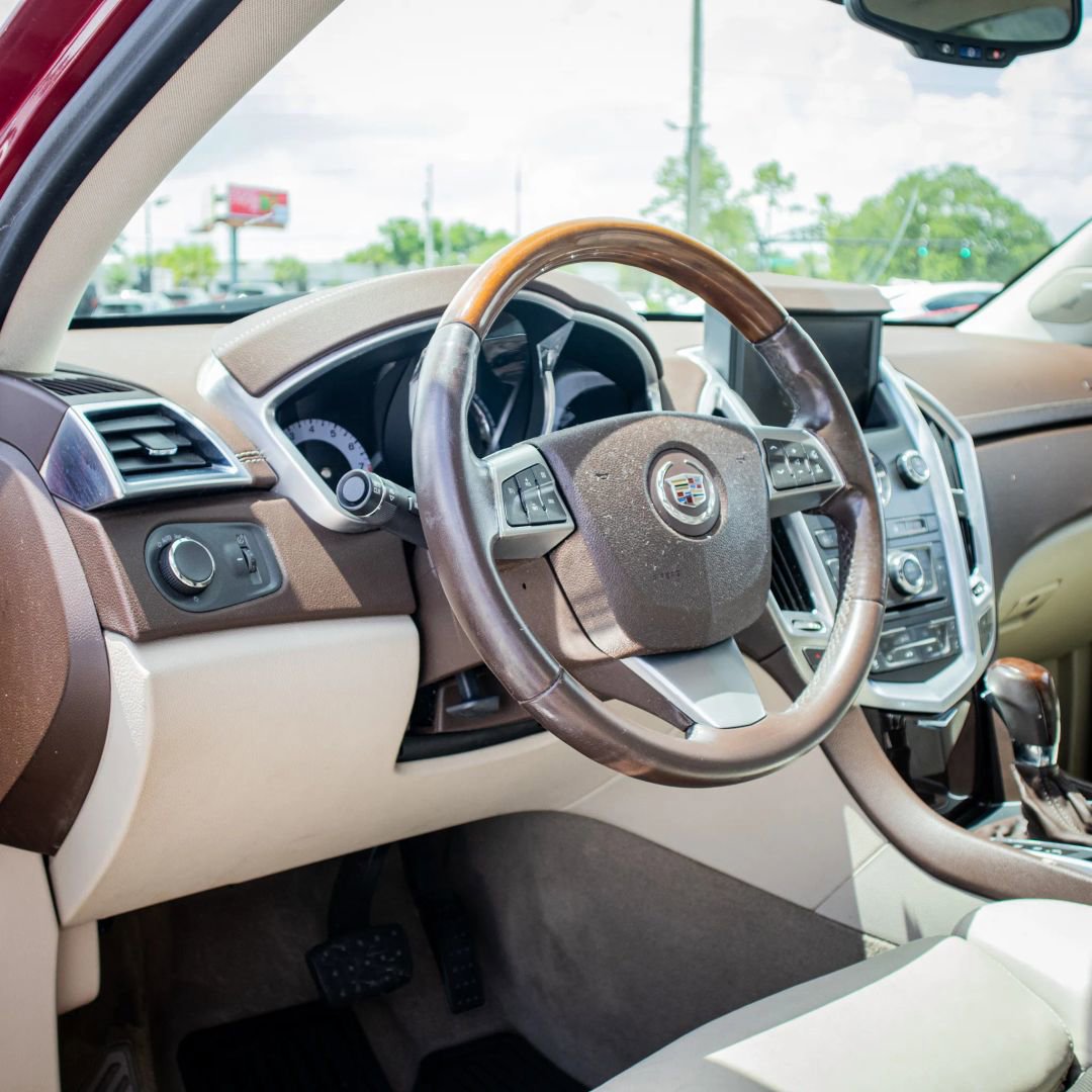 Used 2011 Cadillac SRX Luxury FWD image 21