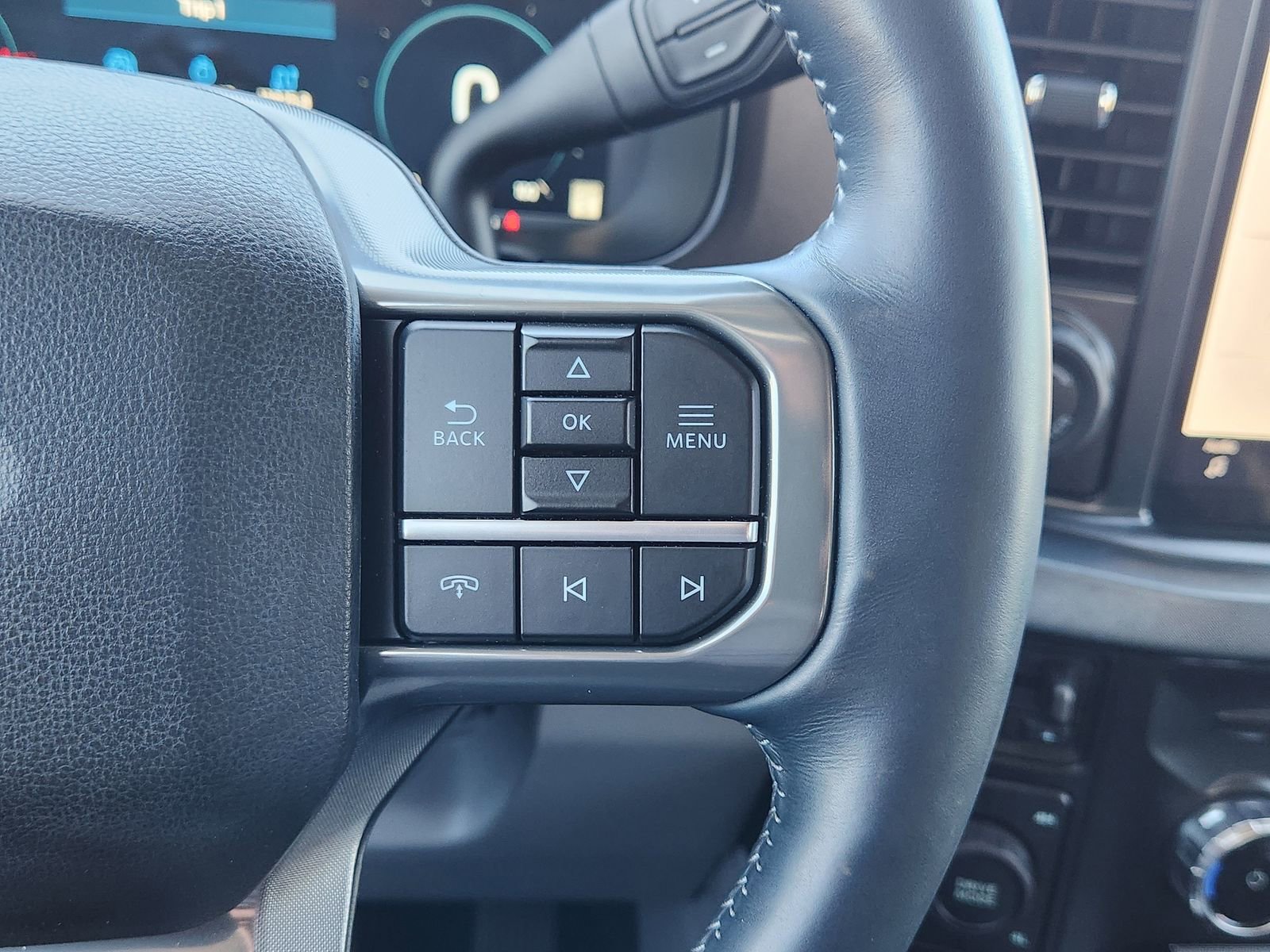 Used 2024 Ford F250 Limited w/ FX4 Off-Road Package image 33