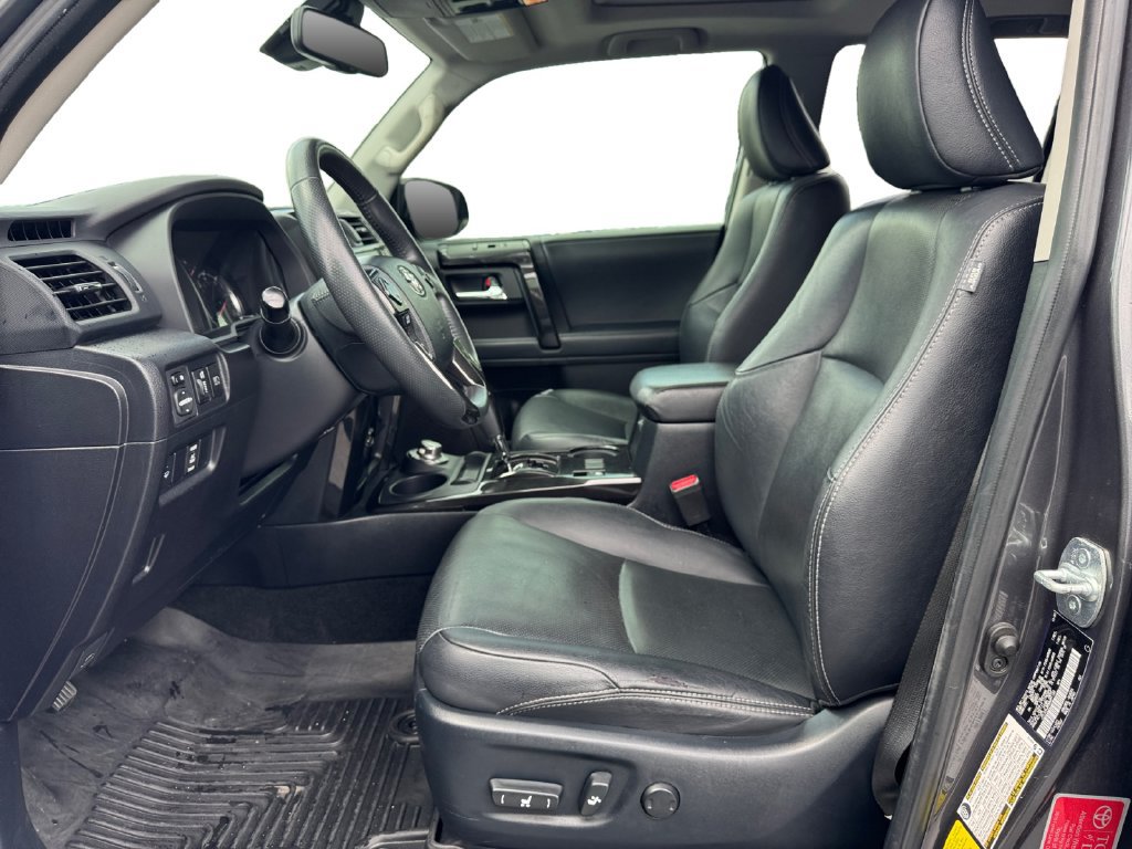 Used 2021 Toyota 4Runner Nightshade AWD/4WD image 9