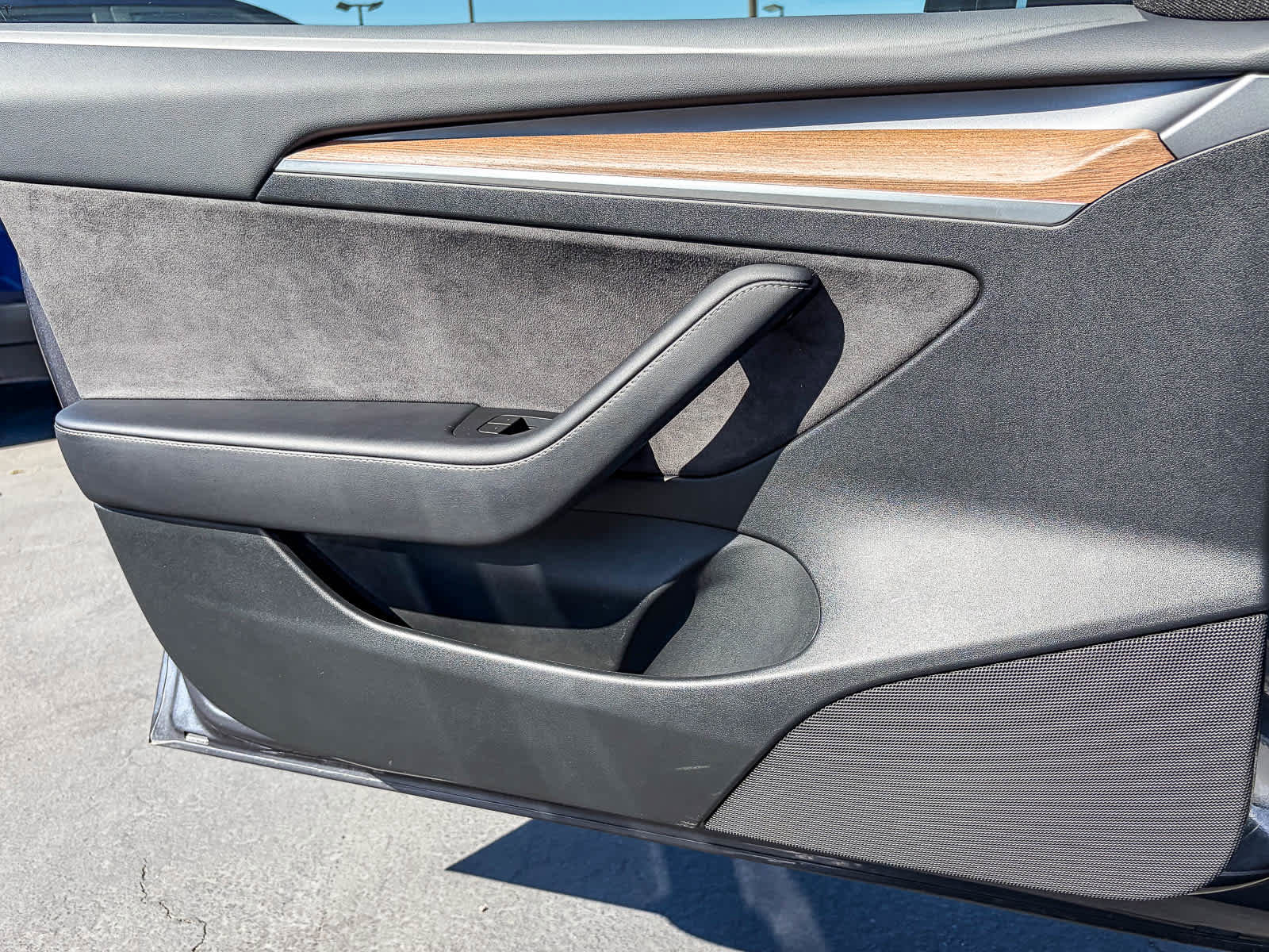 Used 2023 Tesla Model 3 Standard Range RWD image 19
