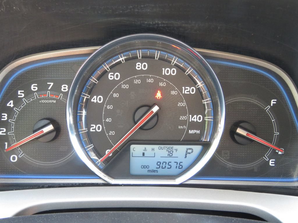 Used 2015 Toyota RAV4 Limited AWD/4WD image 21