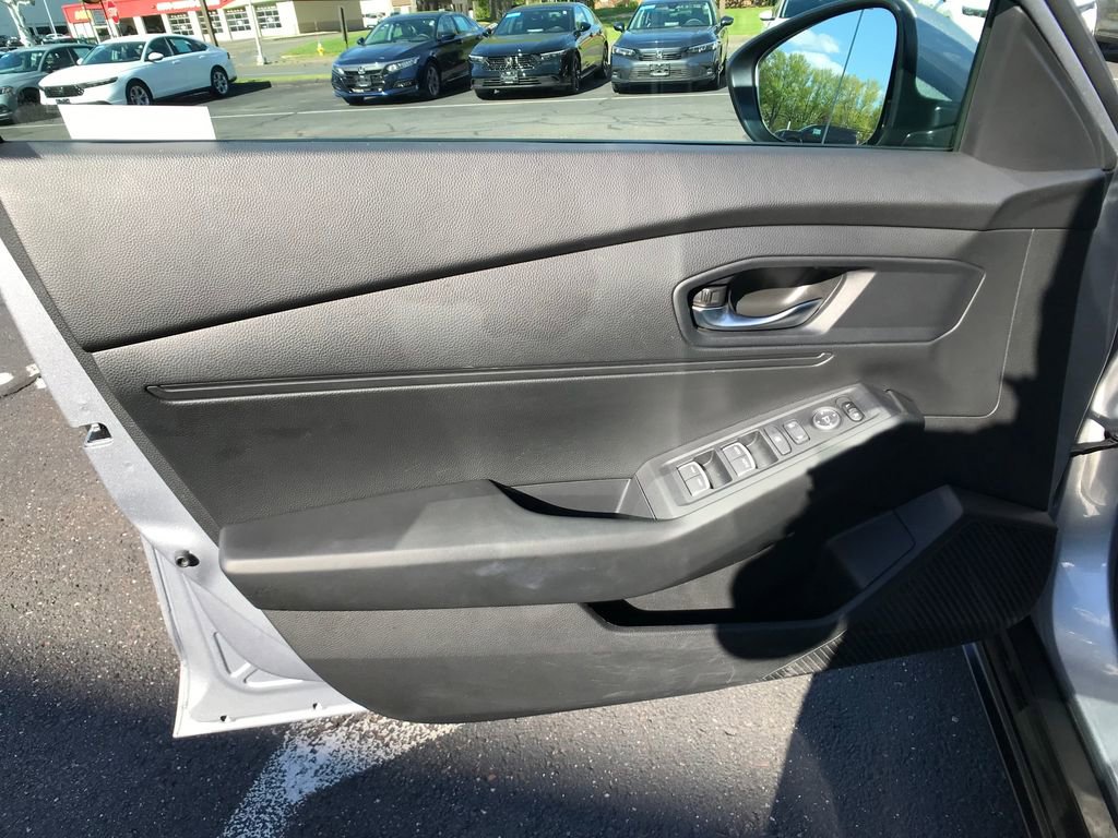 Used 2023 Honda Accord LX image 17