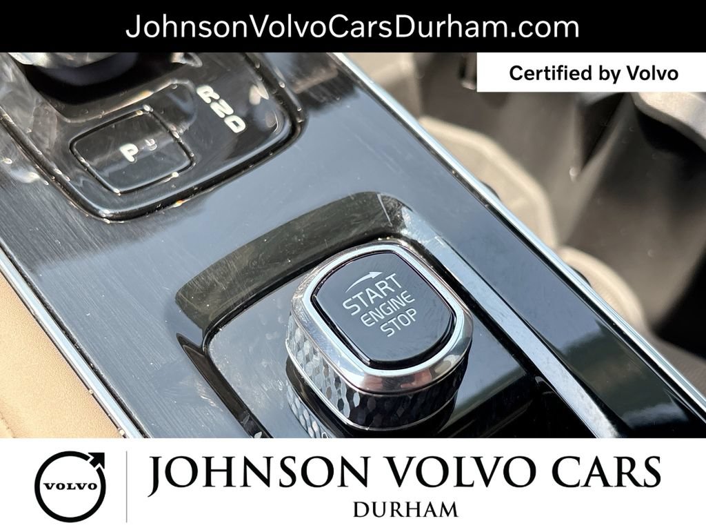 Certified 2025 Volvo XC90 B5 Core AWD/4WD image 23