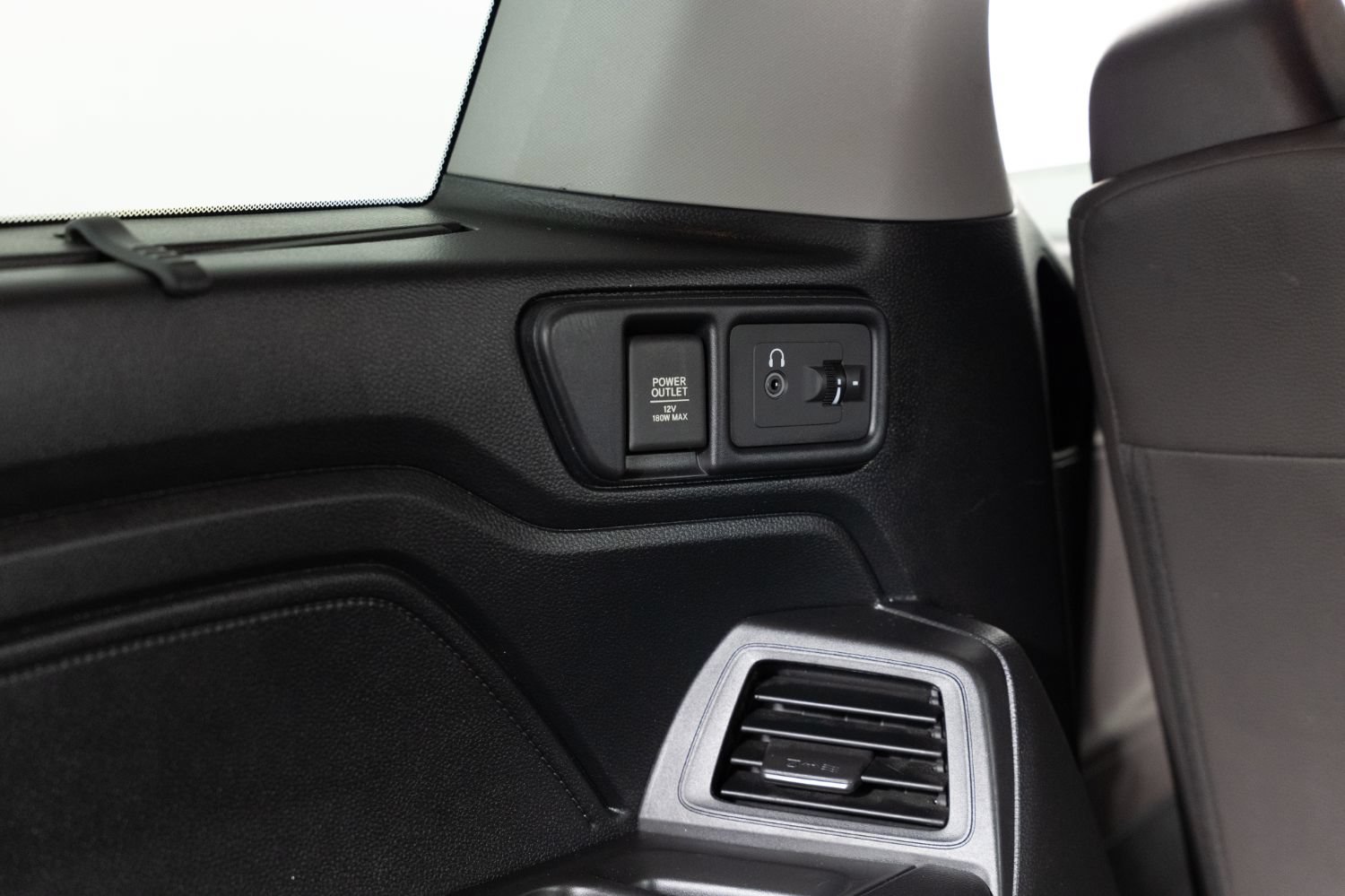 Used 2018 Honda Odyssey Touring image 28