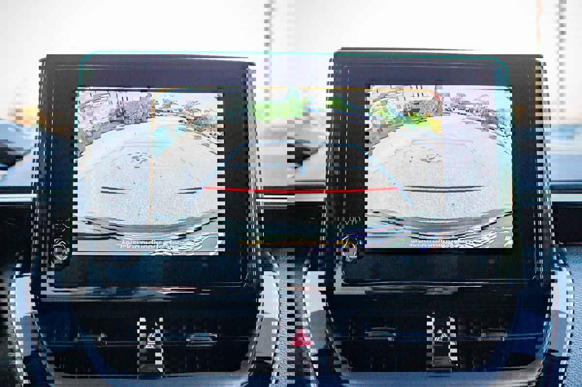 Used 2024 Toyota Corolla LE image 27