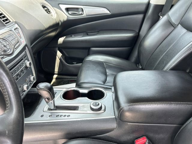 Used 2017 Nissan Pathfinder SL w/ SL Tech Package AWD/4WD image 33