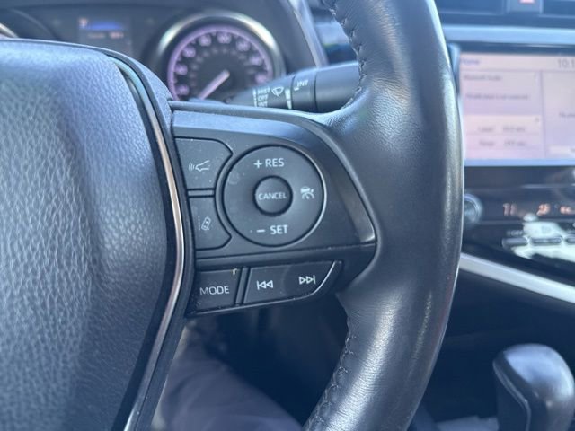 Used 2018 Toyota Camry SE w/ Convenience Package FWD image 12