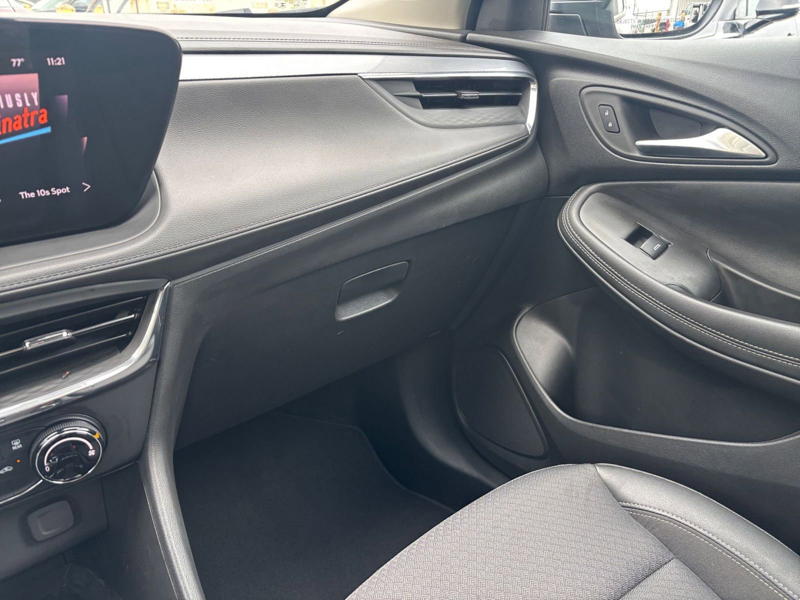 Used 2025 Buick Encore GX Preferred FWD image 34