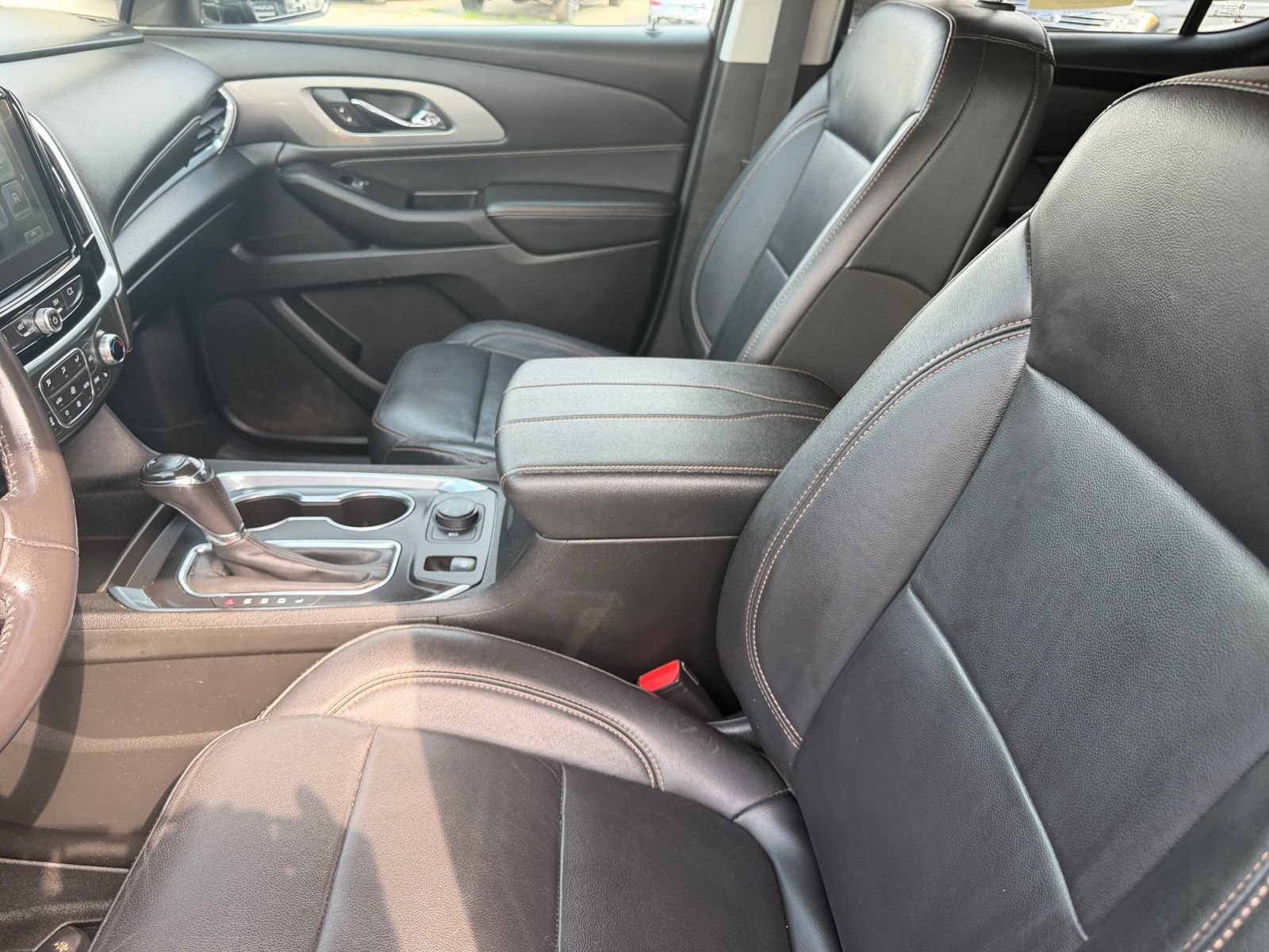 Used 2019 Chevrolet Traverse LT AWD/4WD image 17
