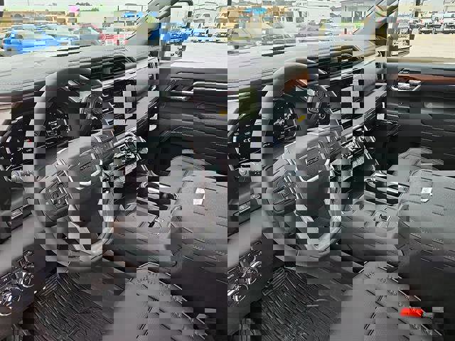 New 2025 GMC Sierra 2500 Denali w/ Denali Reserve Package image 18