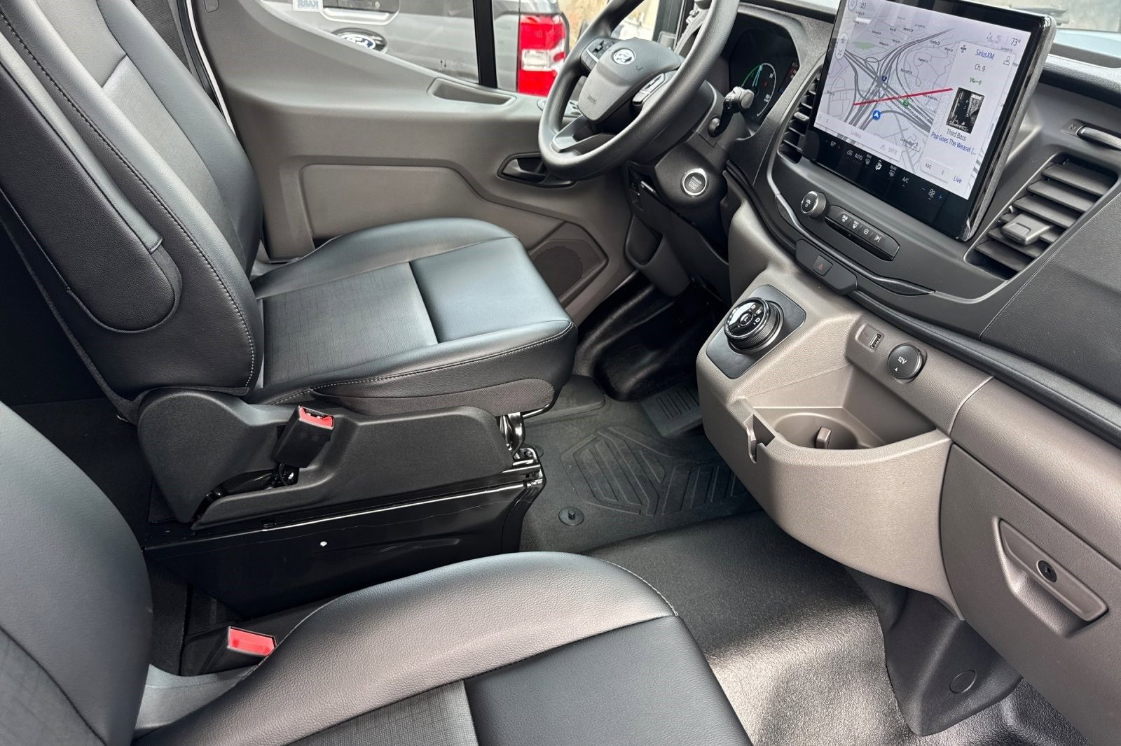 Used 2024 Ford E-Transit 148 Medium Roof w/ Load Area Protection Package image 15