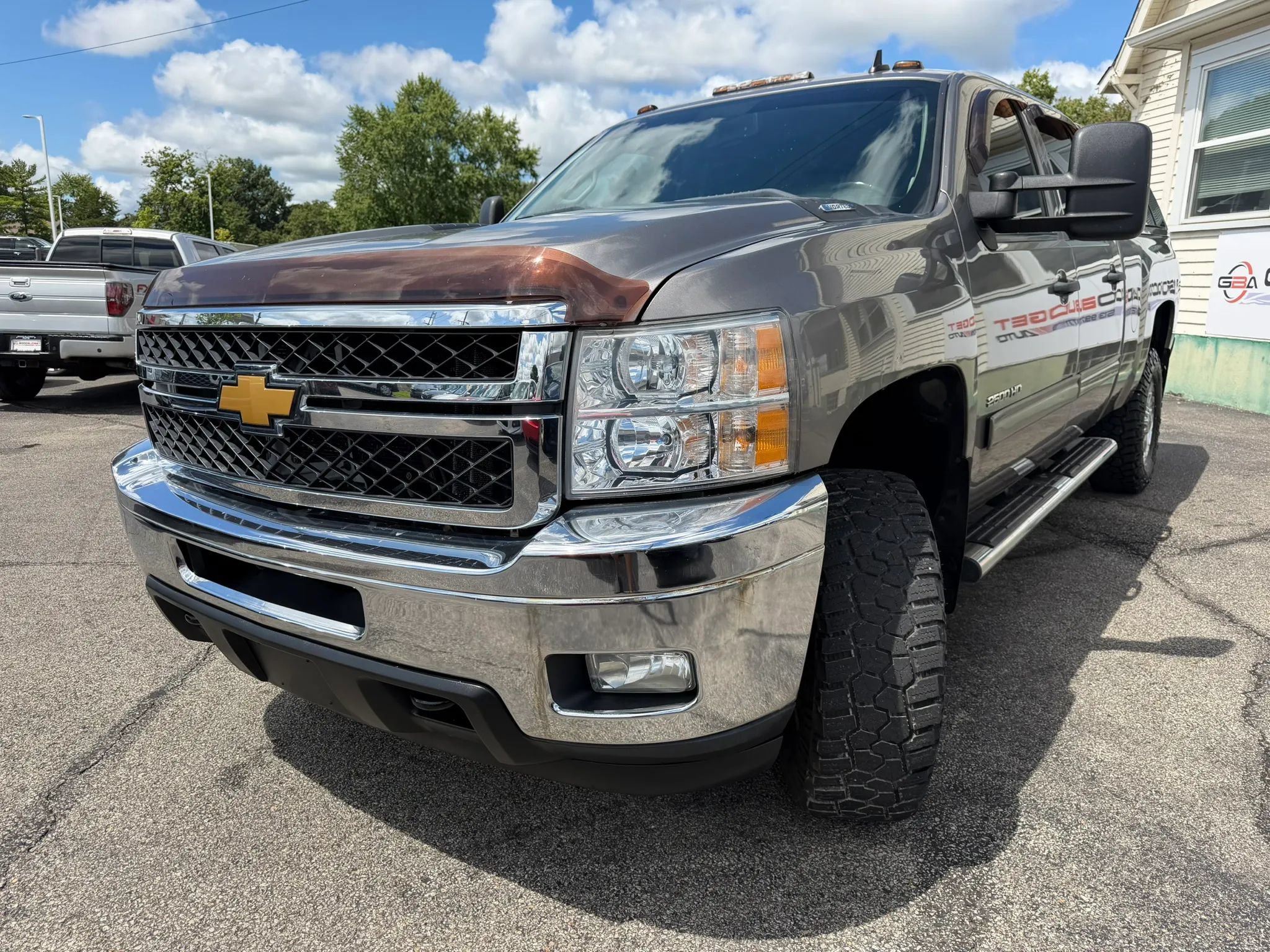 Used 2012 Chevrolet Silverado 2500 LT w/ Interior Plus Package AWD/4WD image 9