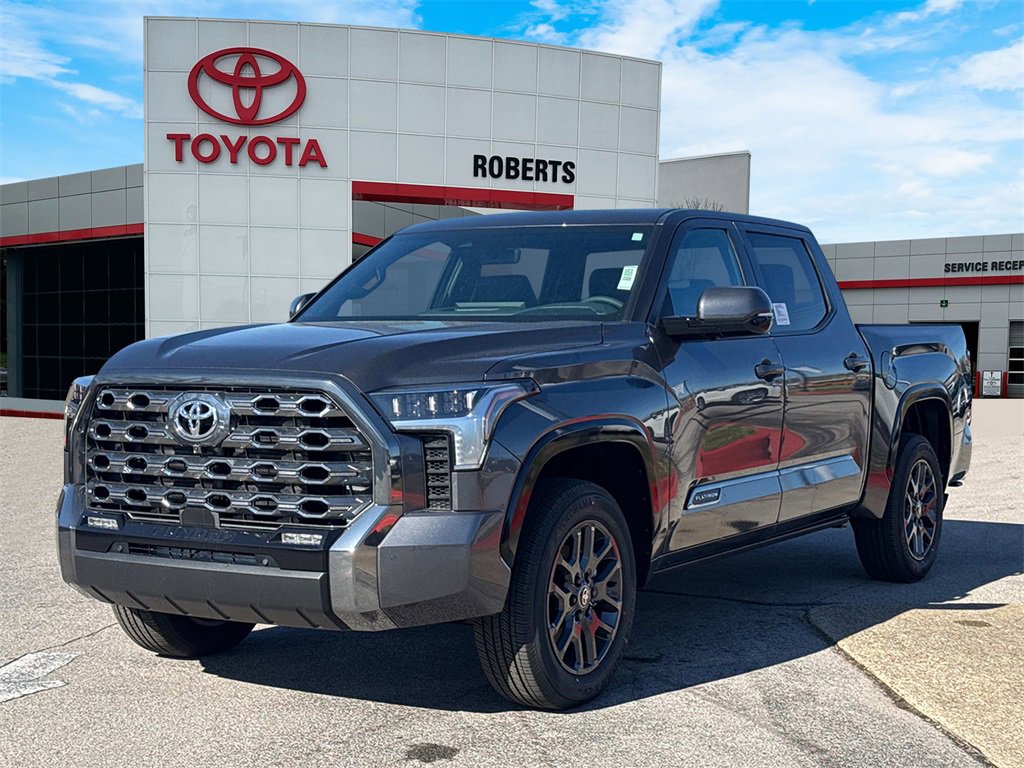 New 2025 Toyota Tundra Platinum video 3