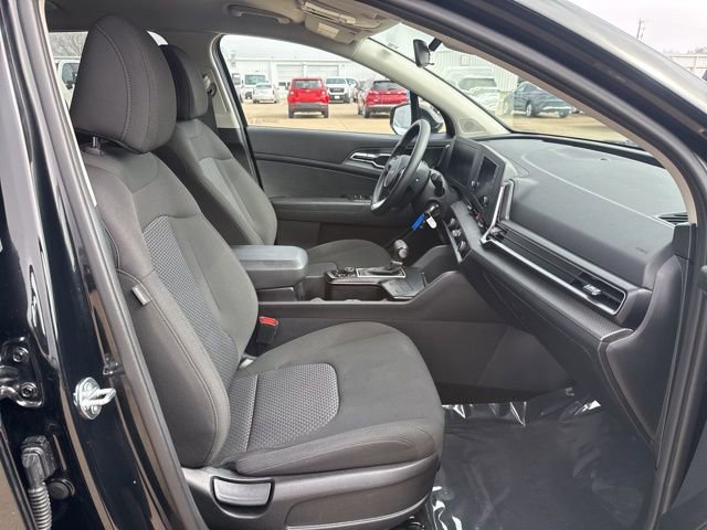 Used 2025 Kia Sportage LX image 50