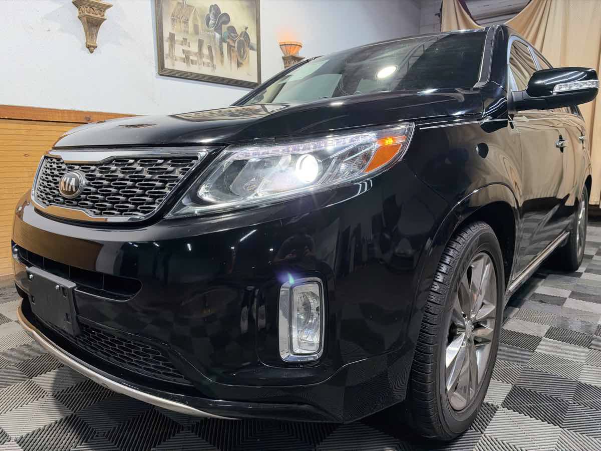 Used 2015 Kia Sorento SX FWD image 4