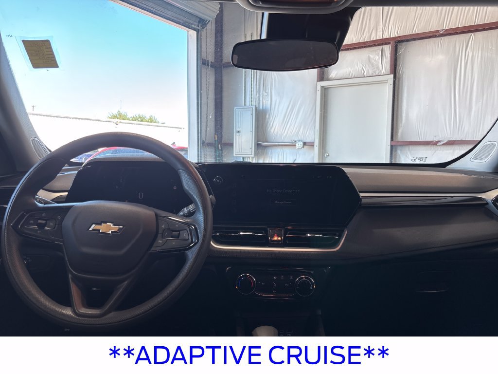 Used 2025 Chevrolet TrailBlazer LT AWD/4WD image 17