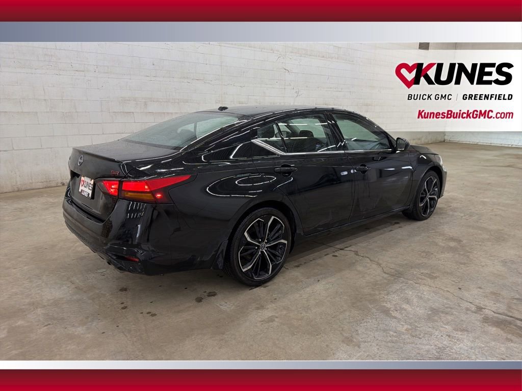 Used 2025 Nissan Altima 2.5 SR FWD image 5