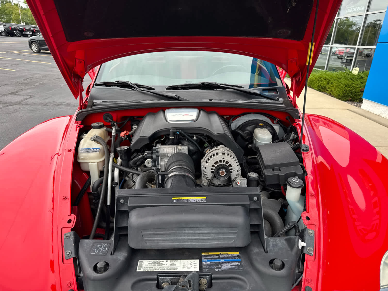 Used 2004 Chevrolet SSR w/ Preferred Equipment Group RWD image 21