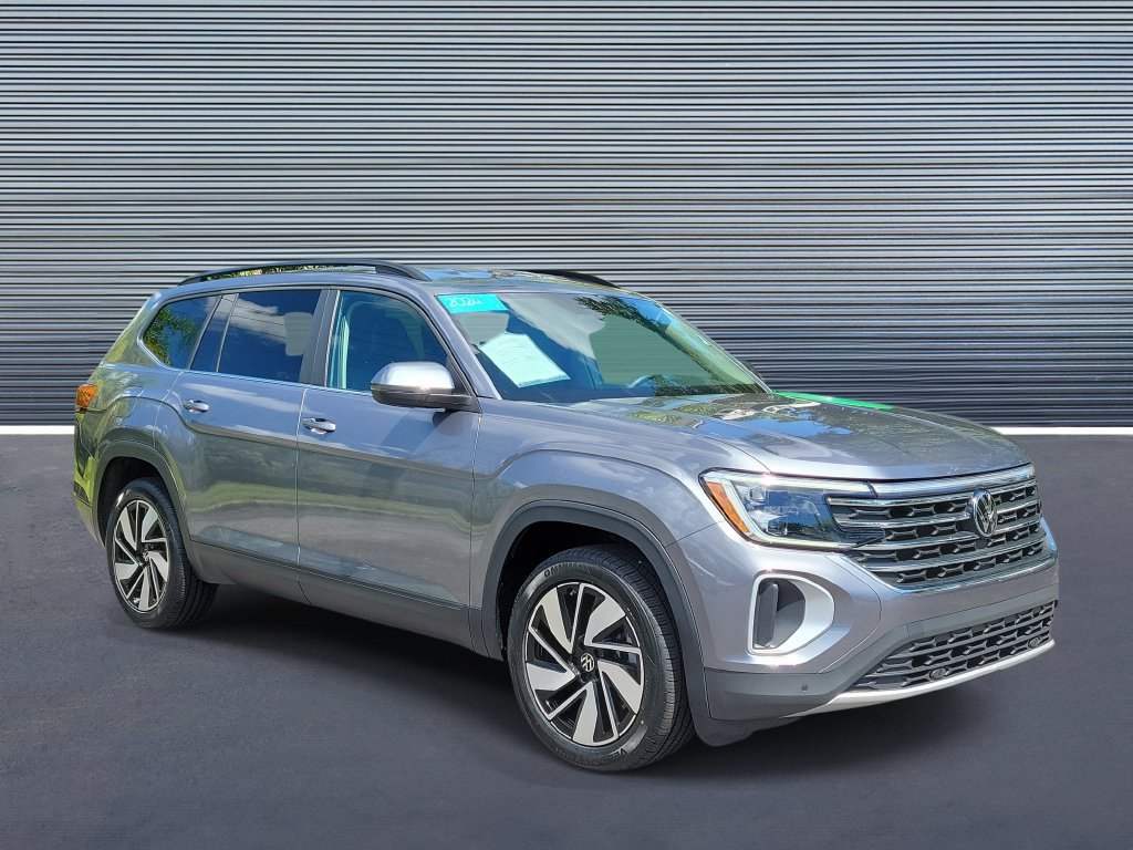 Certified 2024 Volkswagen Atlas SE FWD image 2