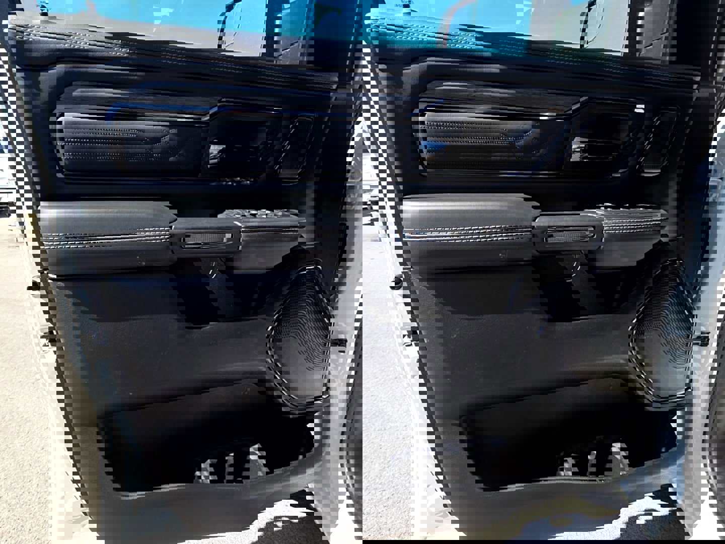 New 2026 RAM 1500 Limited w/ Trailer Tow Group AWD/4WD image 15