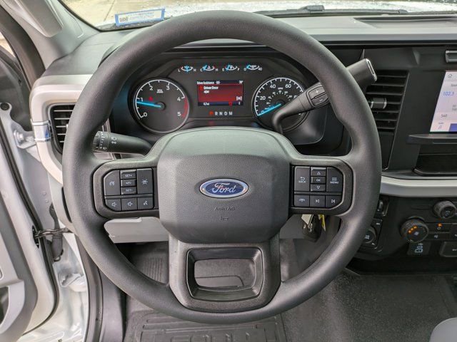 Certified 2024 Ford F550 4x4 Regular Cab Super Duty image 18