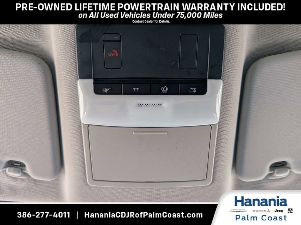Used 2025 Nissan Rogue SV AWD/4WD image 19