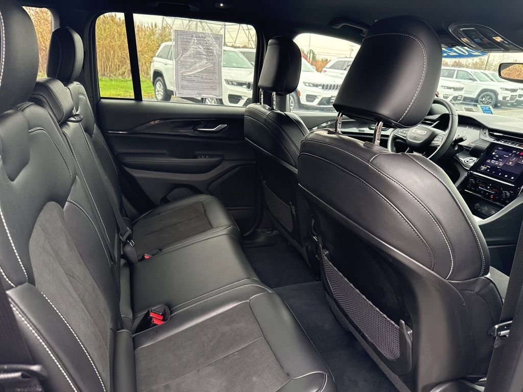 Certified 2023 Jeep Grand Cherokee Altitude image 26
