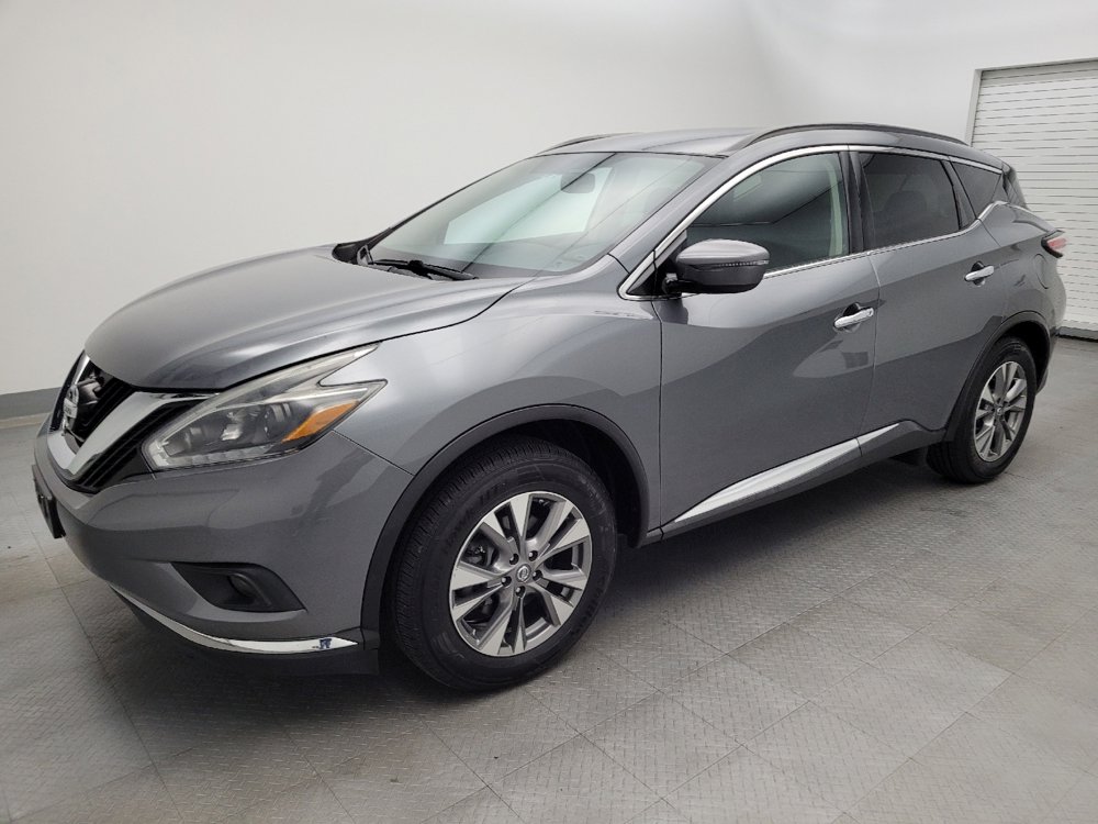Used 2018 Nissan Murano SV image 2
