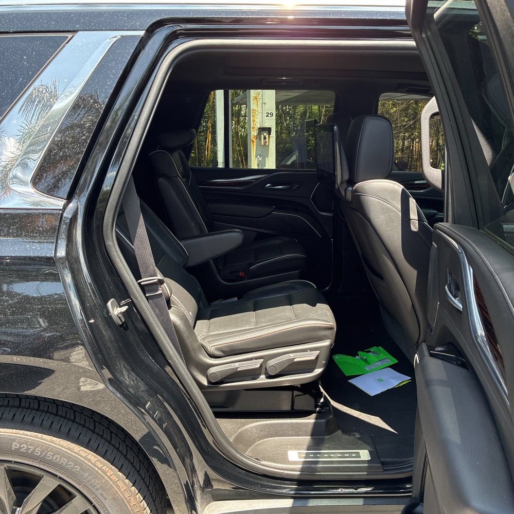 Used 2021 Cadillac Escalade Premium Luxury w/ Driver Assist Tech Package AWD/4WD image 14