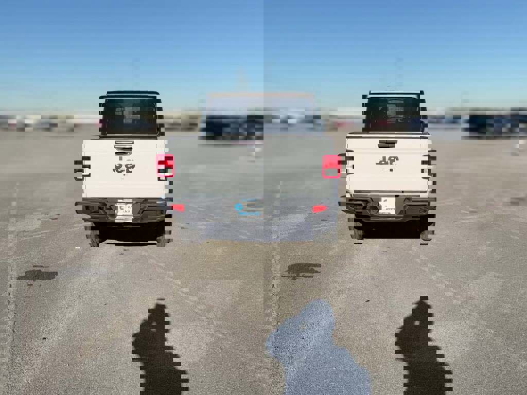 New 2026 Jeep Gladiator Sport image 10