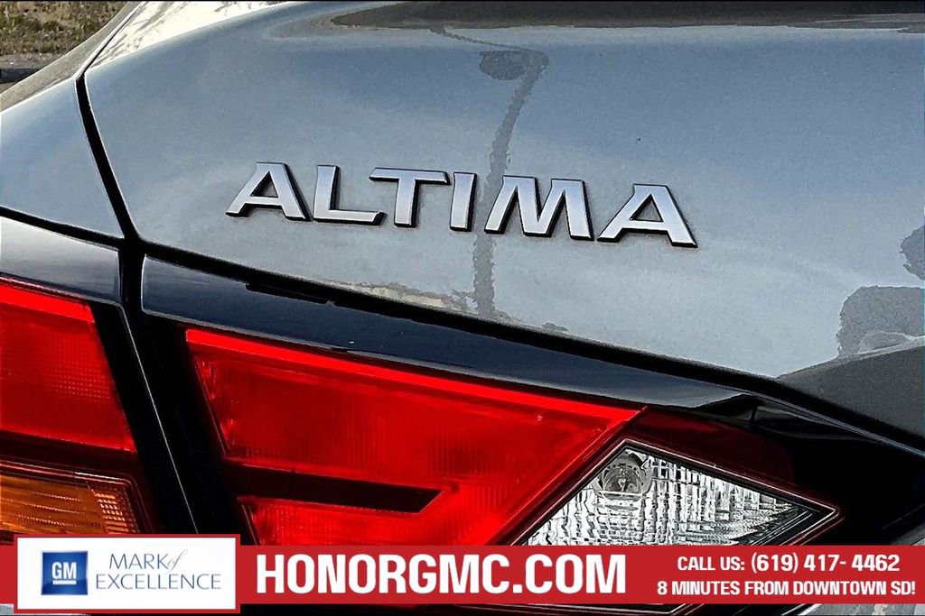 Used 2025 Nissan Altima 2.5 SV FWD image 23